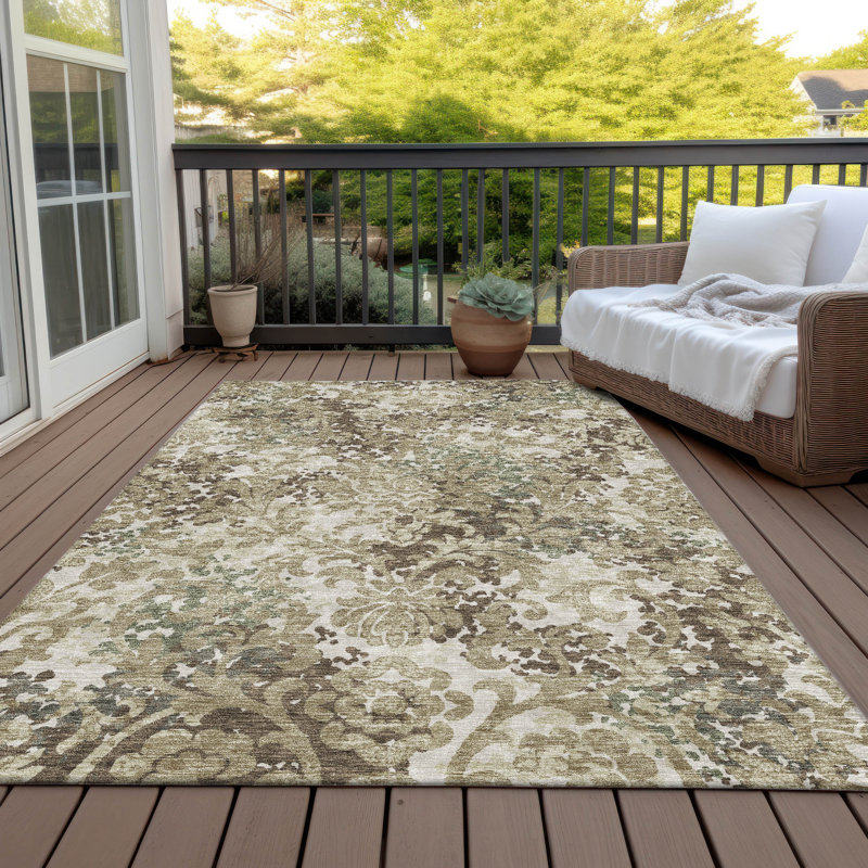 Shanata Washable Floral Indoor / Outdoor Rug, Rectangle 8' x 10'