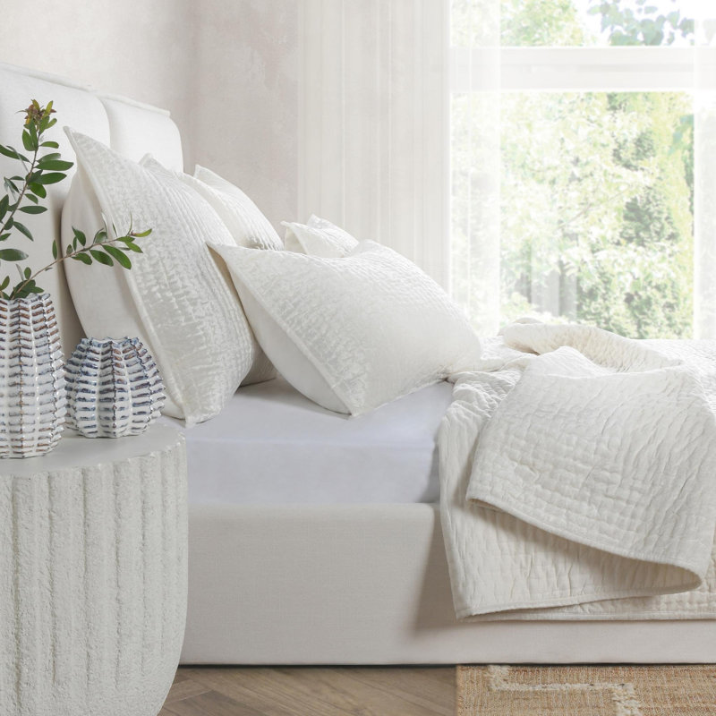 Velvet Quilt, King Quilt, Ivory