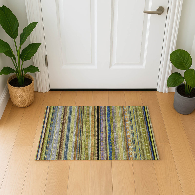 Tapis rayé de qualité supérieure Mayfield, Olive, 1 pi 8 po x 2 pi 6 po