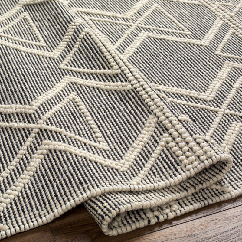 Anelisse Geometric Flatweave Area Rug in Charcoal/Beige, Round 5'