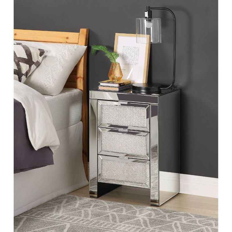 18'' W Nightstand