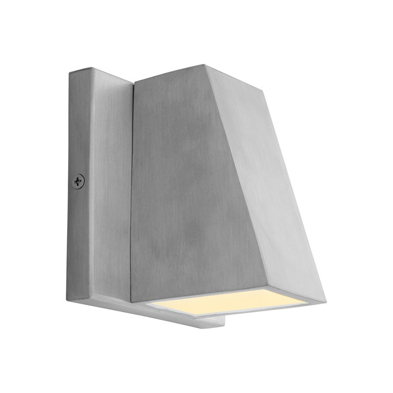 Garryn LED Wall Light