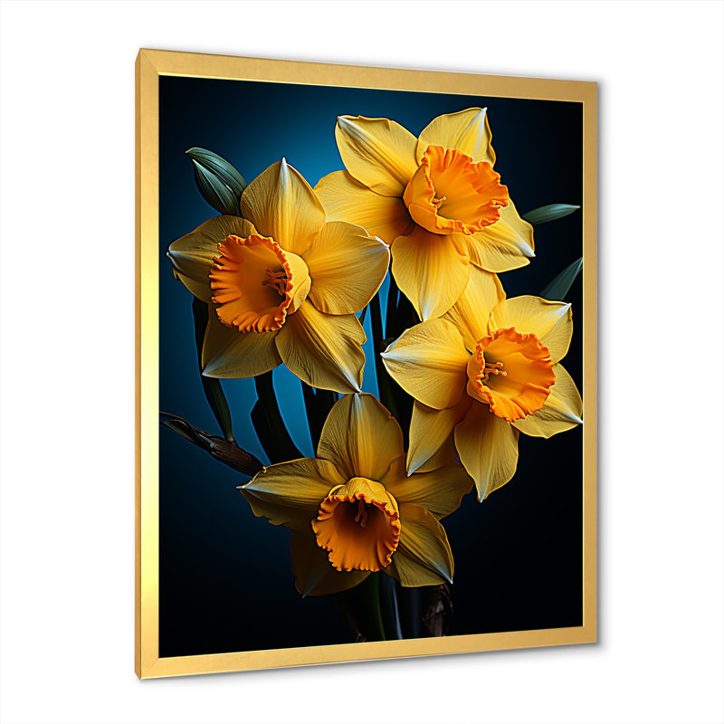«Yellow and Orange Daffodil Bloom Dance» sur toile, H 40 po x l 30 po x P 1,5 po, Cadre doré simple