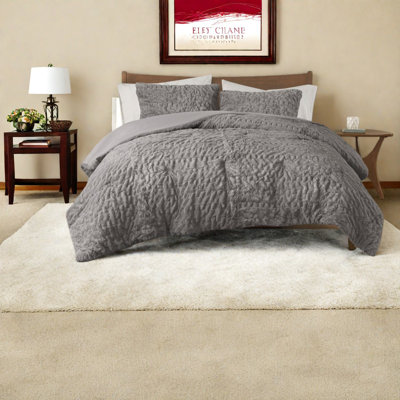 Luxurious Gray Ruched Fur Bedding Sets For All Seasons