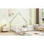 Lit simple avec construction en bois en forme de maison et garde-corps en pin blanc pour une clôture de nuit paisible-841692721