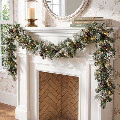 108" Pre-Lit Christmas Garland
