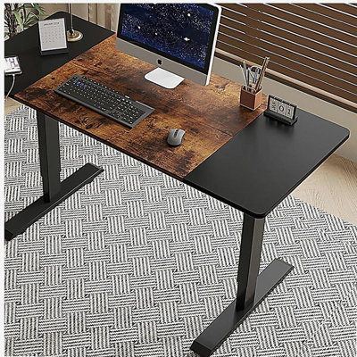 Bureau debout électrique noir et brun de 55 po x 24 po à hauteur réglable pour la maison et le bureau