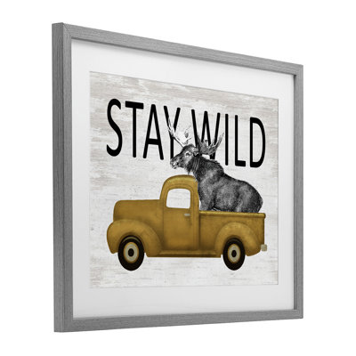 «Stay Wild Moose Truck», reproduction sous verre encadrée, design par lettré et doublé