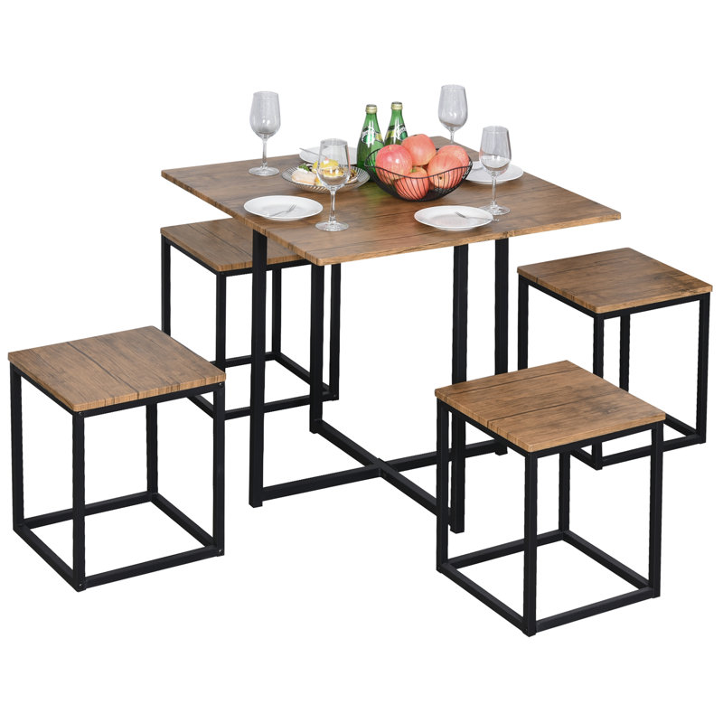 Edgemoor 4 - Person Dining Set