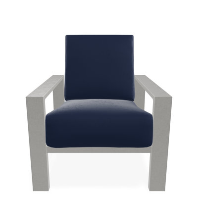 Larssen Outdoor Lounge Chair