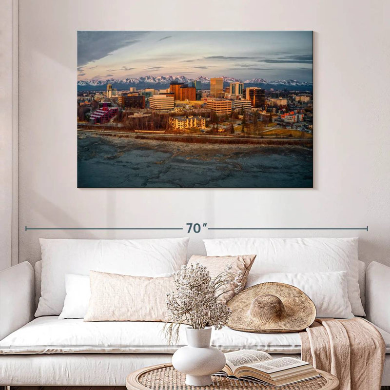 Nicci Anchorage, Alaska, H 32 po x l 48 po