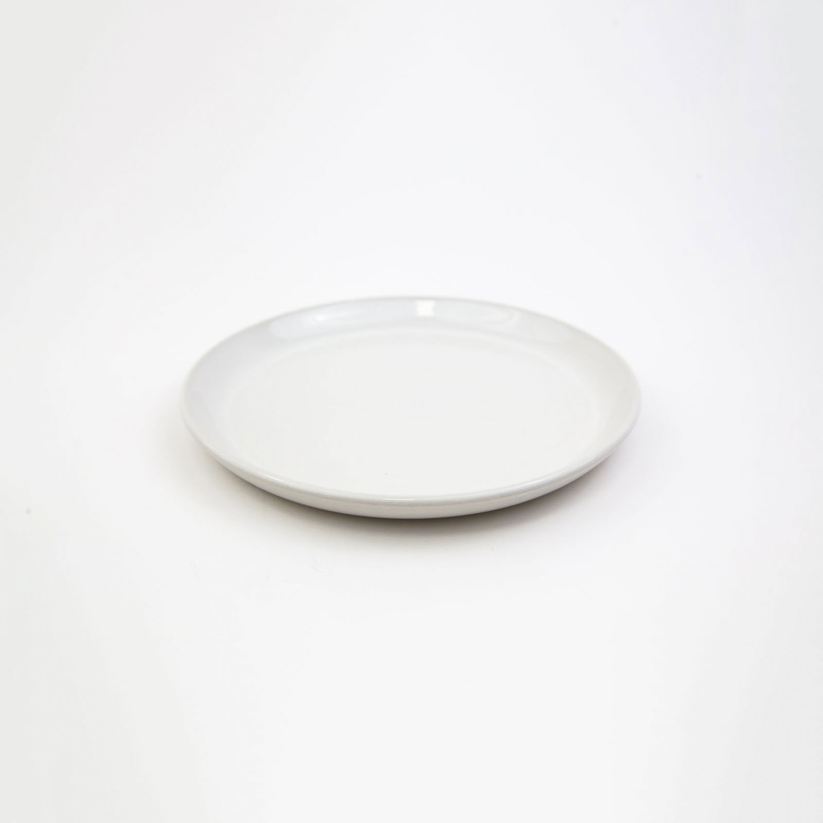 Borgen 8" Salad Plate, Pearl