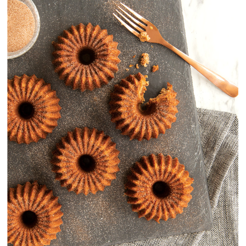 Nordic Ware Brilliance Bundtlette Pan