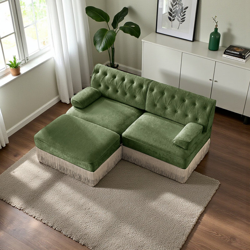 Causeuse modulaire en velours l 76,6 po avec 1 repose-pieds, conception capitonnée, jupe à franges, Vert
