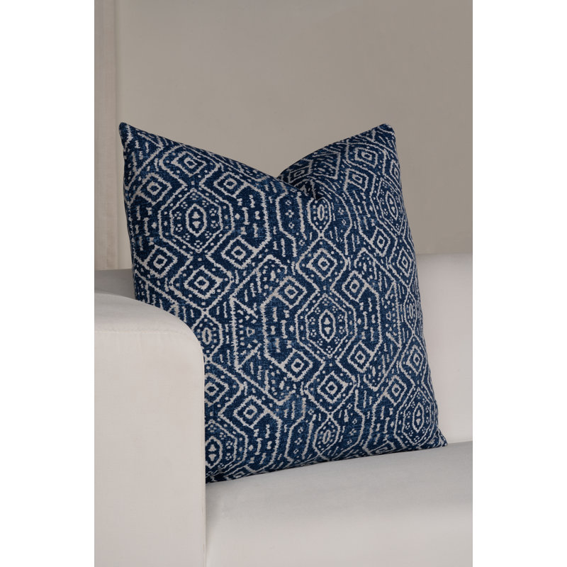 Coussin décoratif Magnolia Home Fashions Mesa, Plumes, Bleu géométrique, H 16 po x l 16 po