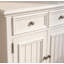 Buffet simple et spacieux-1343720847