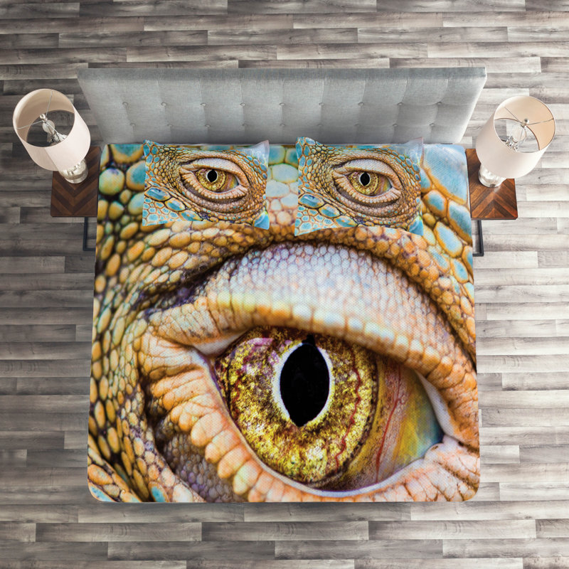 Reptile Polyester Coverlet, King Bedspread + 2 Shams