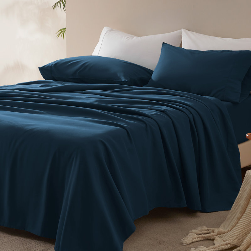 Ensemble de draps en microfibre rafraîchissant Nanotex avec poches profondes, Bleu marine