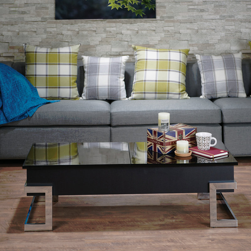 Table basse à finition chromée avec plateau relevable Calmam, Noir ultrabrillant