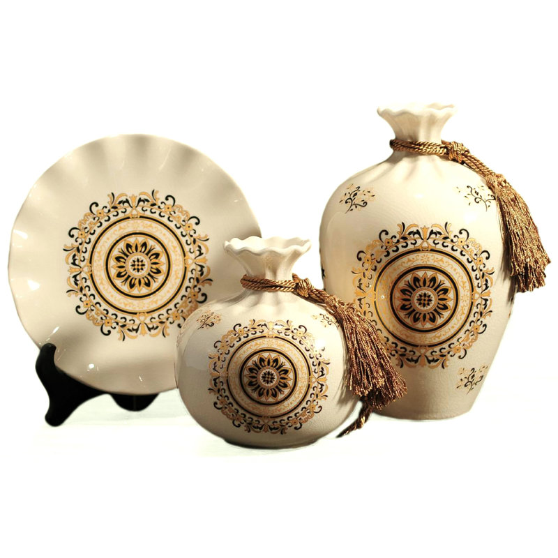 Liara Ceramic Table Vase