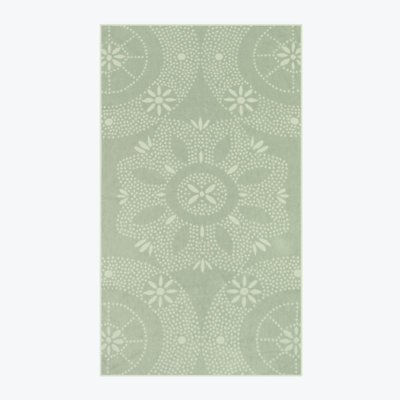 Irasburg Floral Patterned Bath Towel