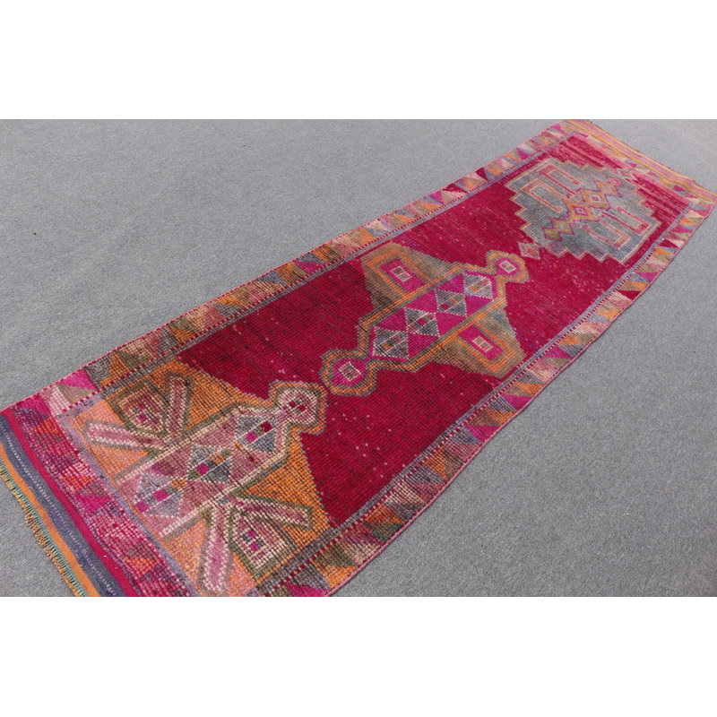 Tapis turc rose Herki d'inspiration rétro idéal pour la cuisine ou la décoration d'escalier
