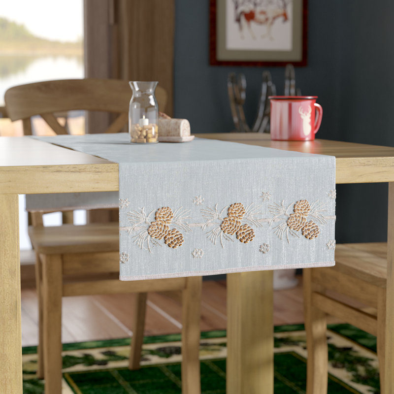 Cheraw Pine Cone Christmas Table Runner
