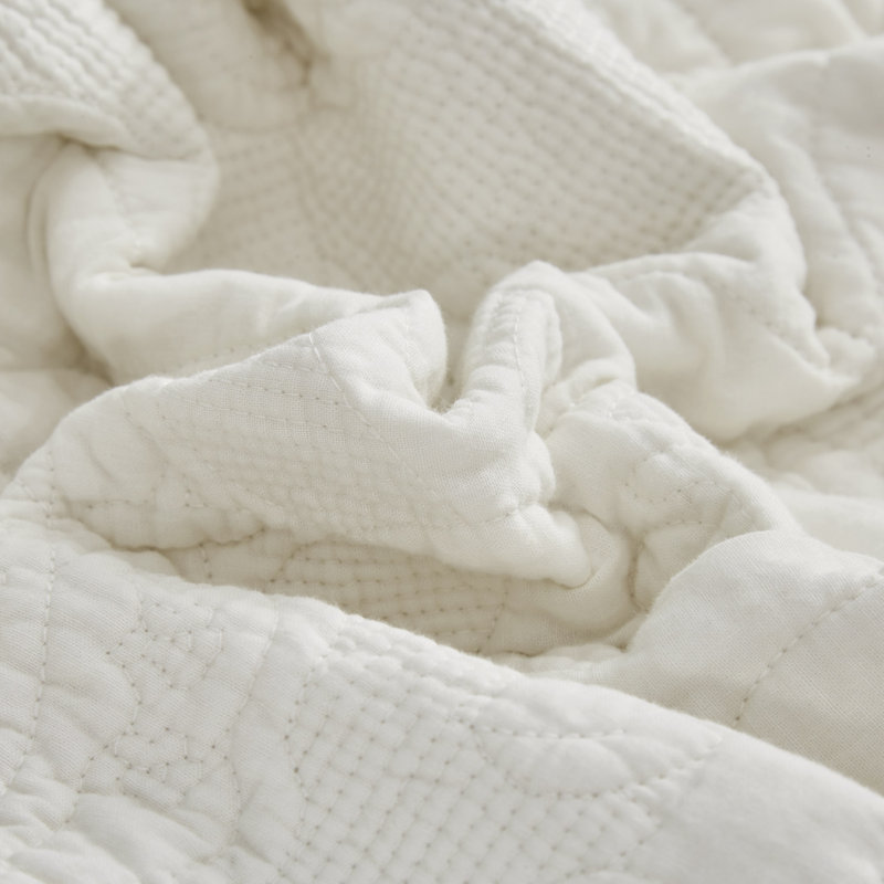 Ivory King Cotton Reversible Quilt Set