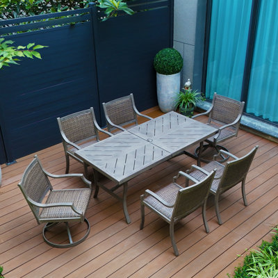Ensemble repas pour 6 personnes en métal / osier avec trou pour parasol