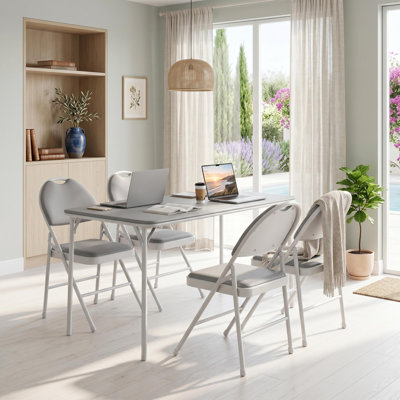 Ensemble de 4 chaises pliantes rembourrées en cuir de polyuréthane gris avec siège et dossier rembourrés, structure en métal peu encombrante pour les repas, les événements et les sièges d'invités