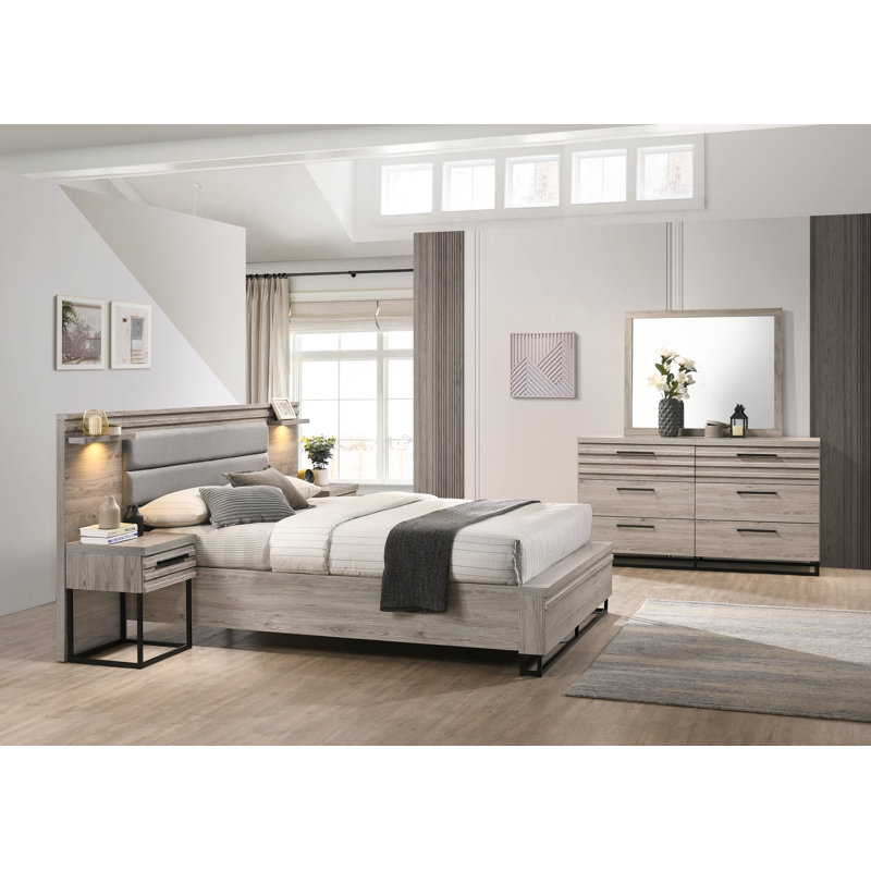 Earvin Piece Bedroom Set, Queen