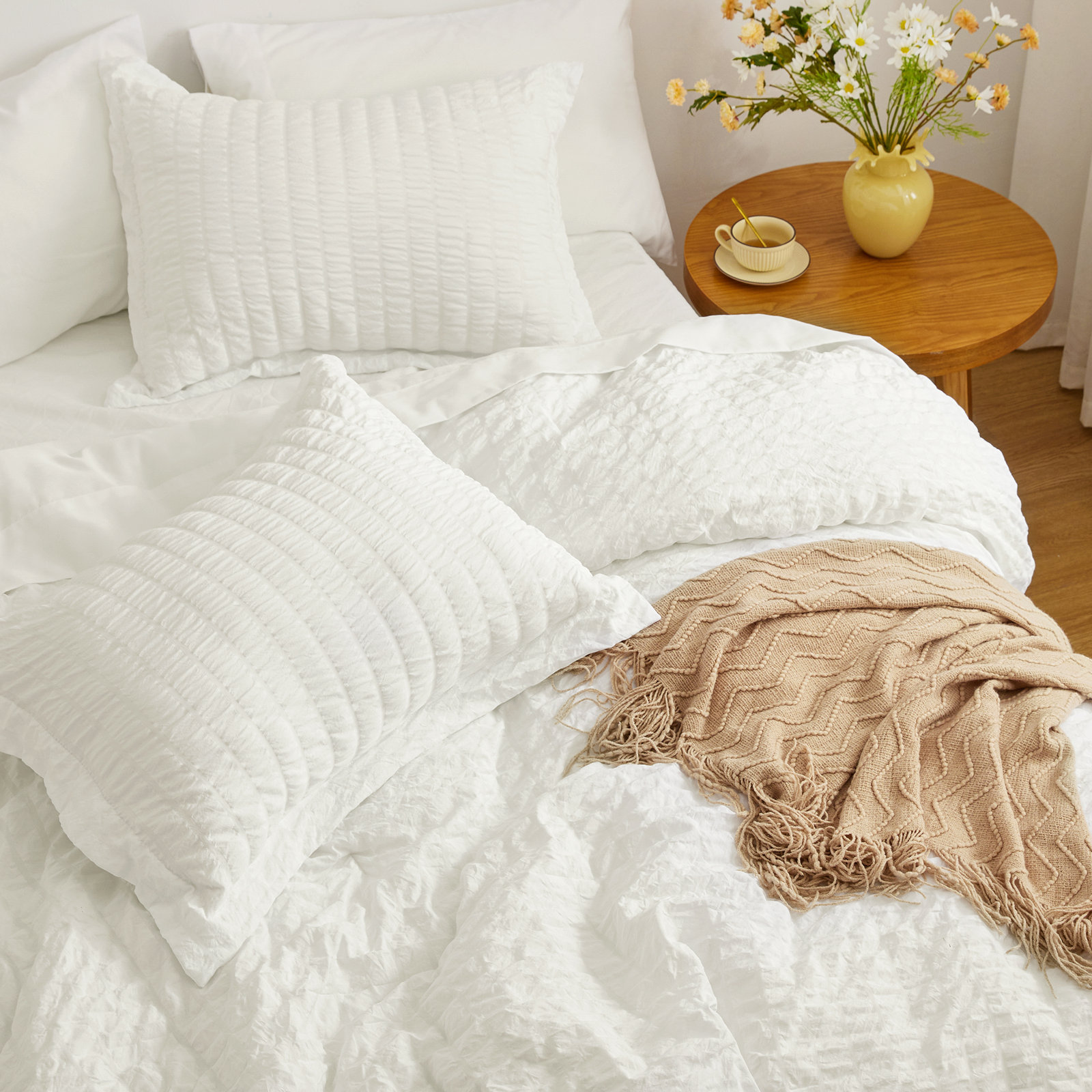 Bedding, Ivory, King-7 pieces