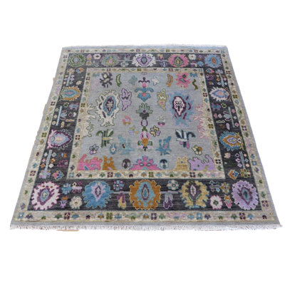 Tapis carré en laine de conception unique 5 pi 10 po Guerric