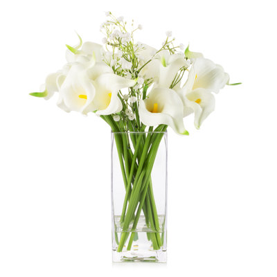 Arrangement floral mélangé dans un vase