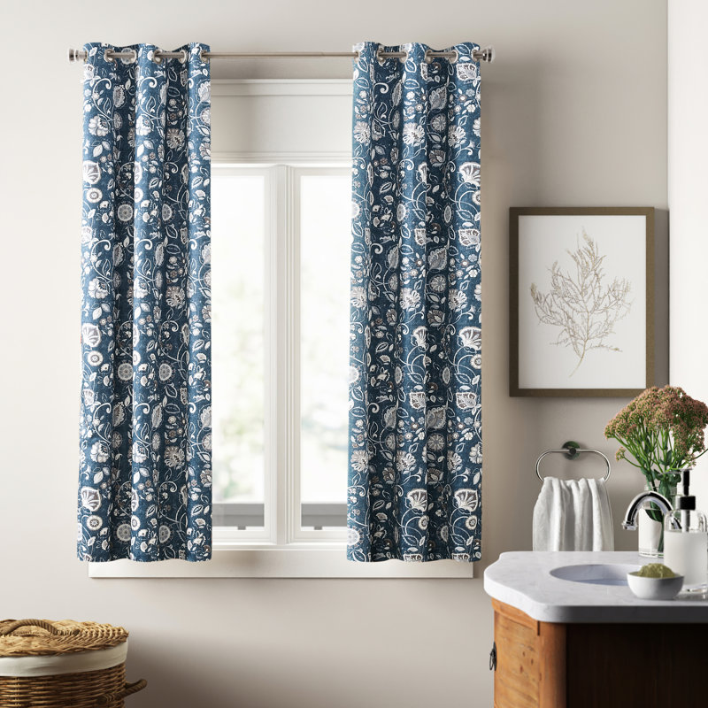 Linen Floral Room Darkening Grommet Curtain Panel, 40x84