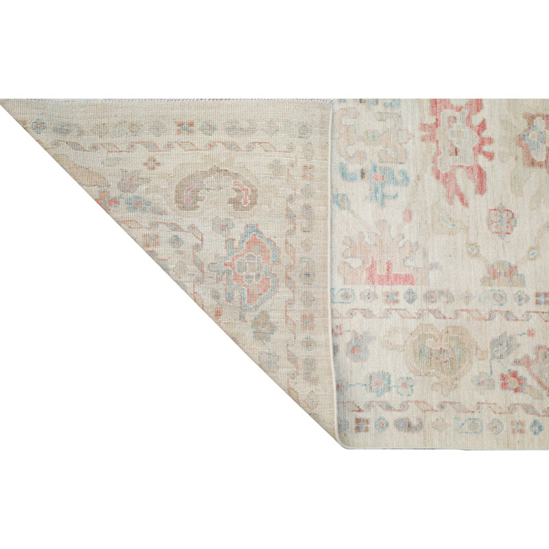 Hand Knotted Wool Area Rug in Cream