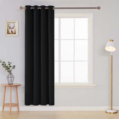 Rideau occultant en polyester Hailea
