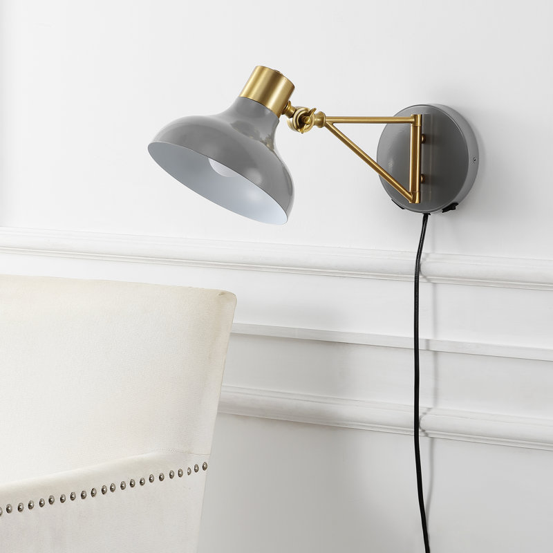 Applique murale portative de charge USB à 1 lumière en fer de style Mid-Century 15 po Aidia, noir / laiton doré, gris