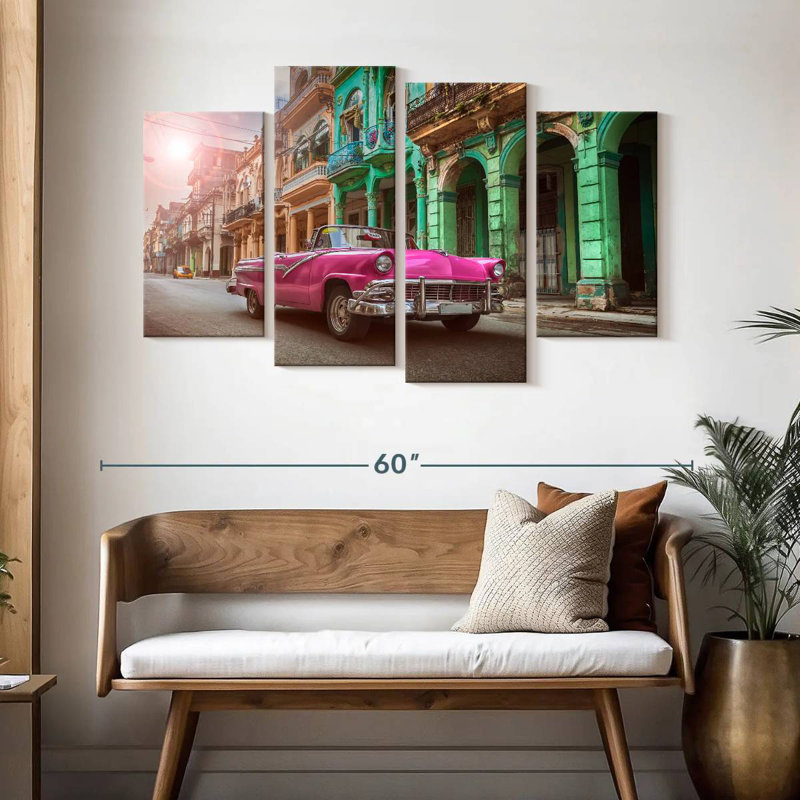 Voiture rose classique Mehar