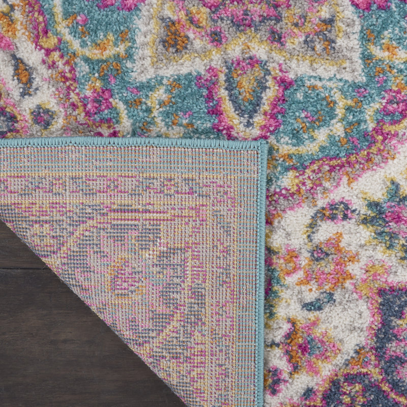 Verda Oriental Indoor Rug, Rectangle 1'10" x 2'10"