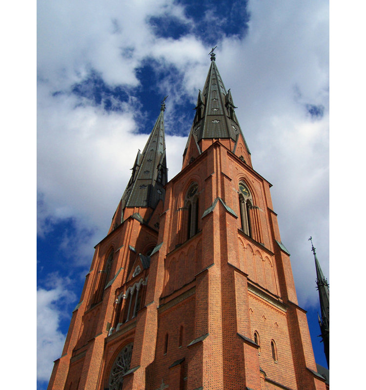Tours de la cathédrale d'Uppsala, H 24 po x l 18 po