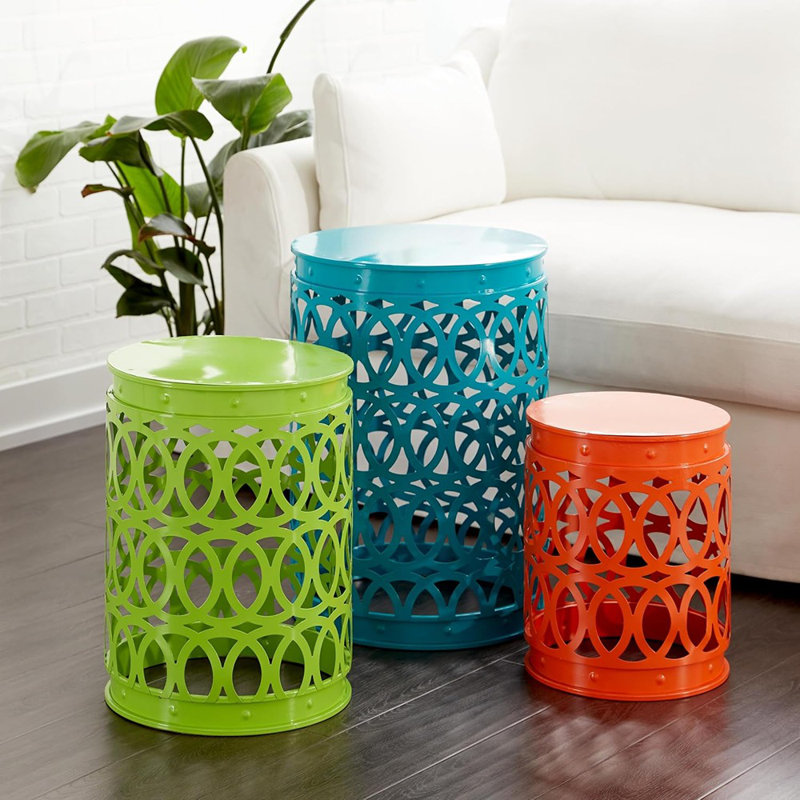 Ensemble de 3 tables gigognes multicolores en métal