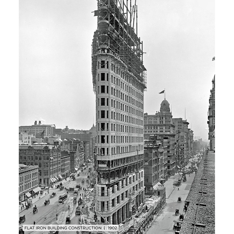«Flat Iron Building Construction, Historic New York», reproduction de photo sur toile tendue, H 40 po x l 30 po x 1,5 po