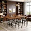 Mobilier de pub rustique robuste, comptoir de bar pratique et table de bar pour l'intérieur