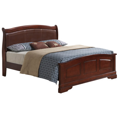 Classic Bed With Timeless Appeal