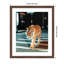«Tiger in the City at Night 2» par Michael Schauer, reproduction d'art encadrée