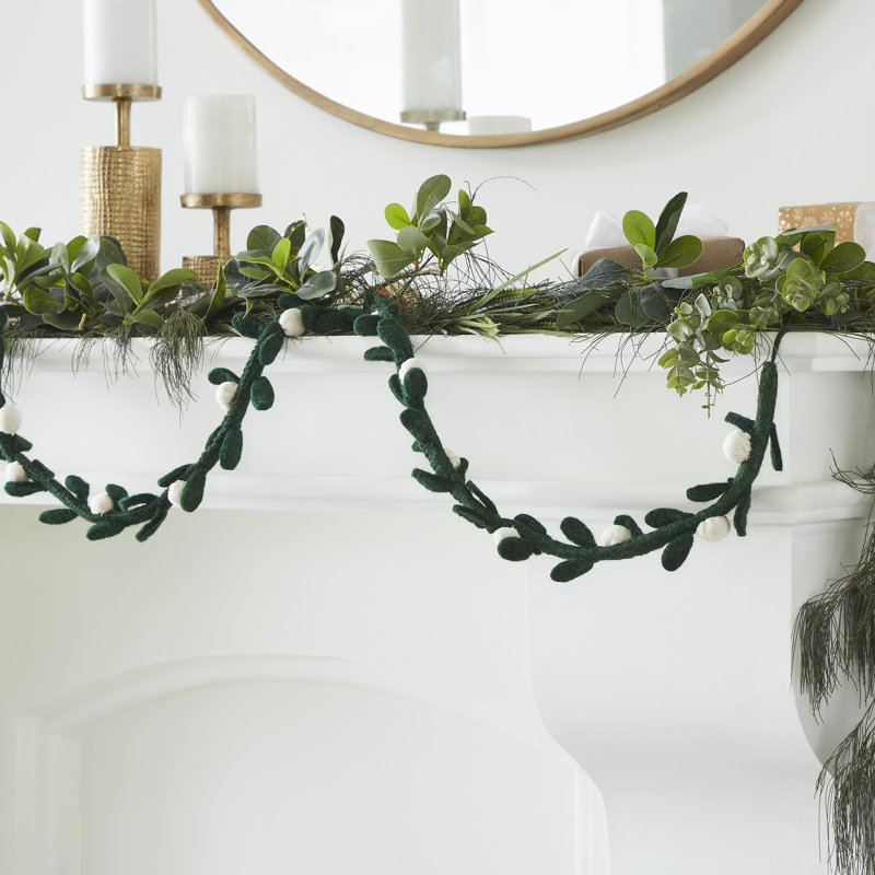 6' Black Novelty Garland