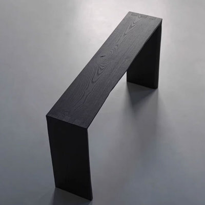 Console noire simple de style italien
