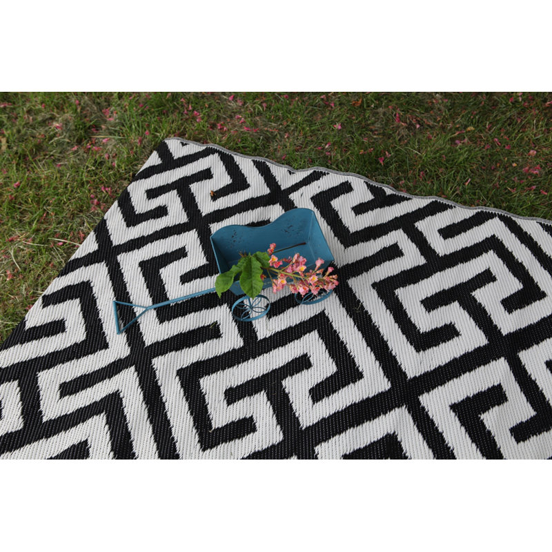 Marcano Geometric Hand Woven Area Rug, Rectangle 90 x 150cm