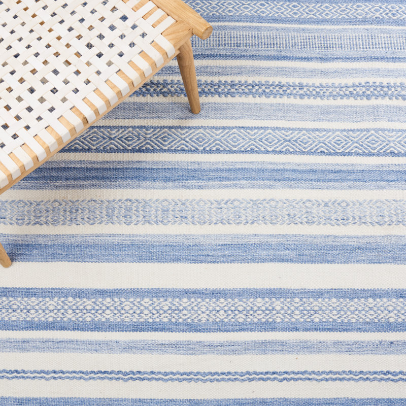Amyia Kilim Hand Woven Performance Striped Rug, Rectangle 4' x 6'